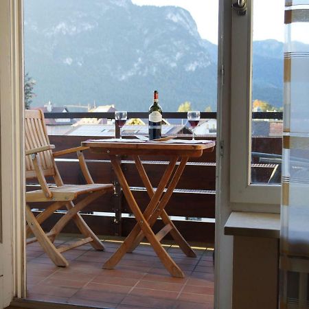 Sunny 1-Room Apartment Near Railway Station Garmisch-Partenkirchen Esterno foto
